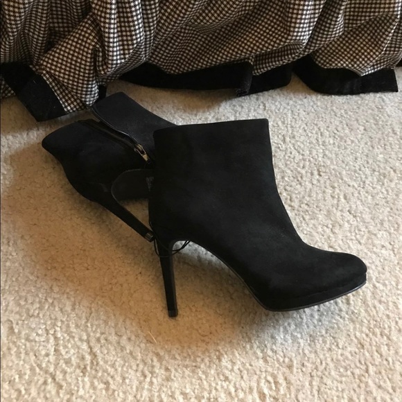 Forever 21 booties - Picture 2 of 3